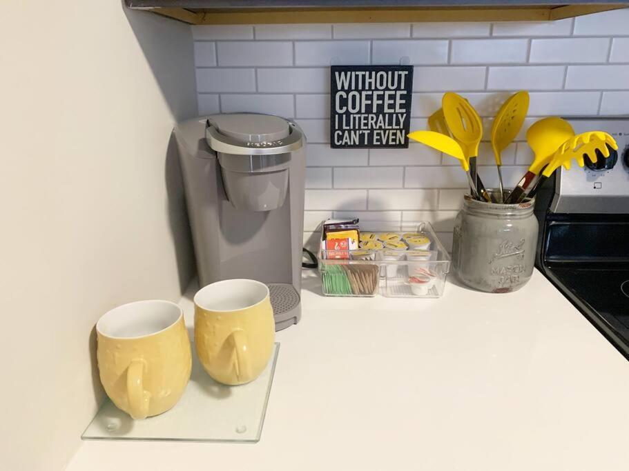 Beautiful 2Br Apt/Ewr Airport/King /Free Parking Newark Exterior foto