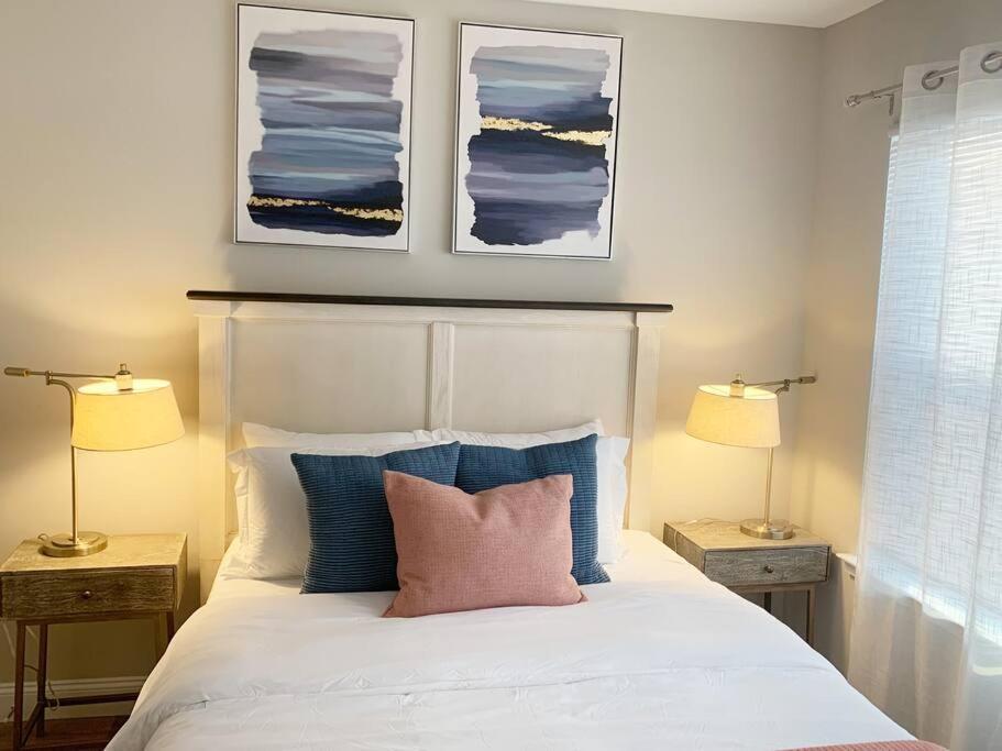 Beautiful 2Br Apt/Ewr Airport/King /Free Parking Newark Exterior foto
